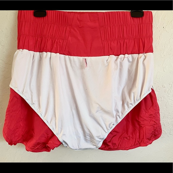 NWOT Free People’s Floral Lace Appliqué Shorts - Picture 13 of 15